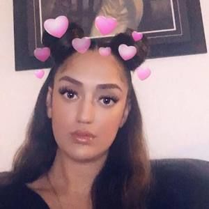 Meet your Posher, Heidie